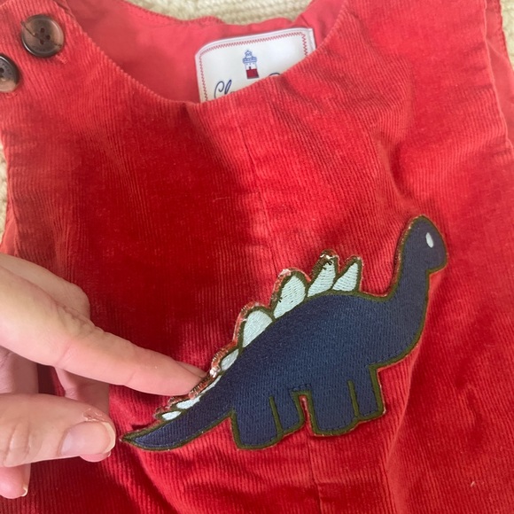 Classic Prep Tucker Longall Dinosaur Patch Pocket in Corduroy - Picture 3 of 4